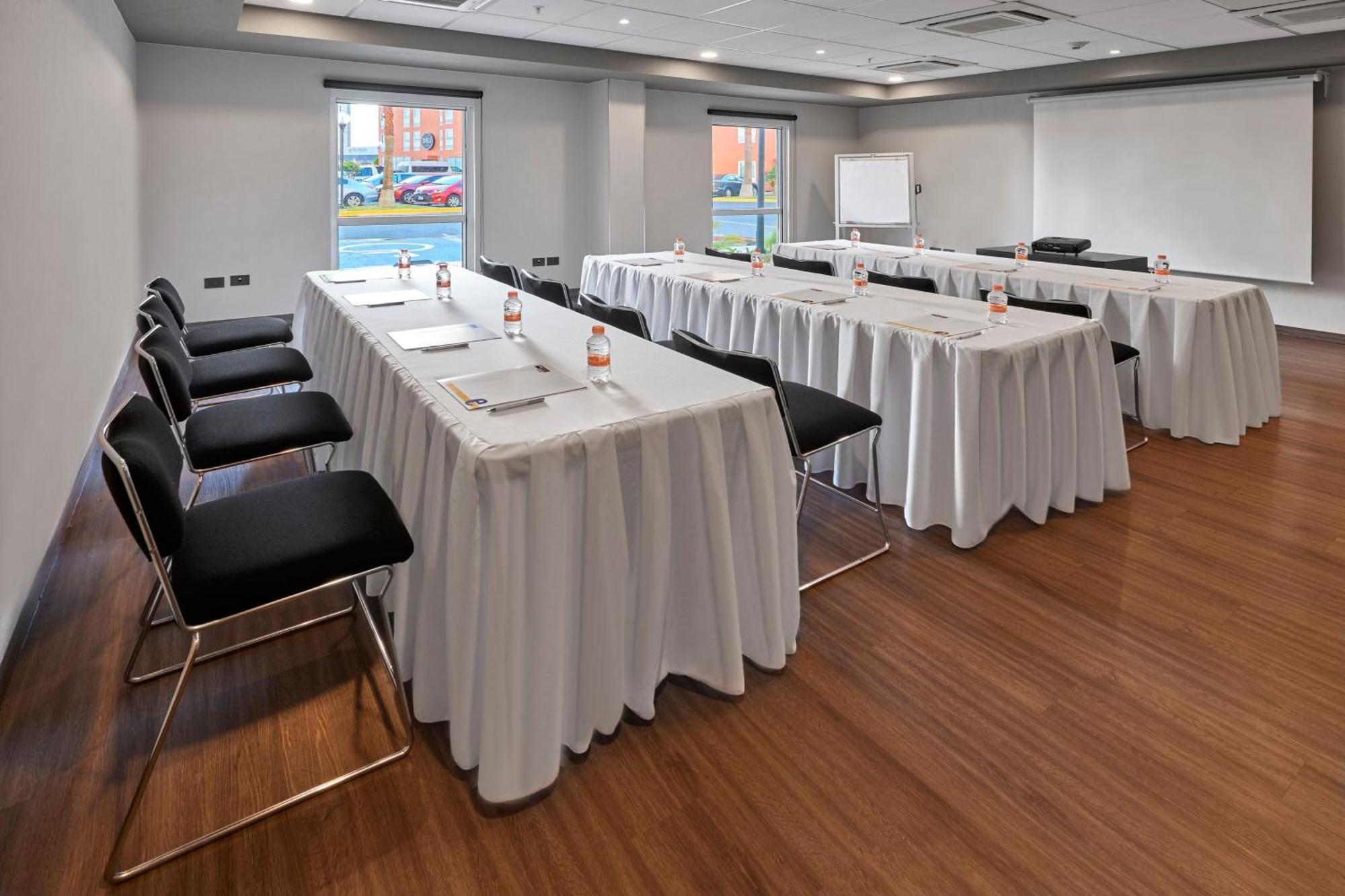 City Express By Marriott Tijuana Otay Exterior foto